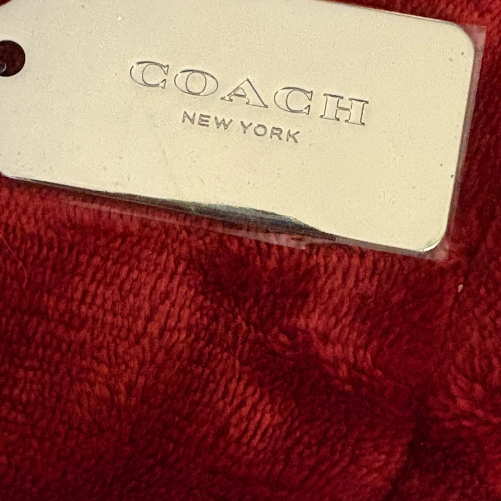 Coach Hangtag Keychain - Picture 3 of 4